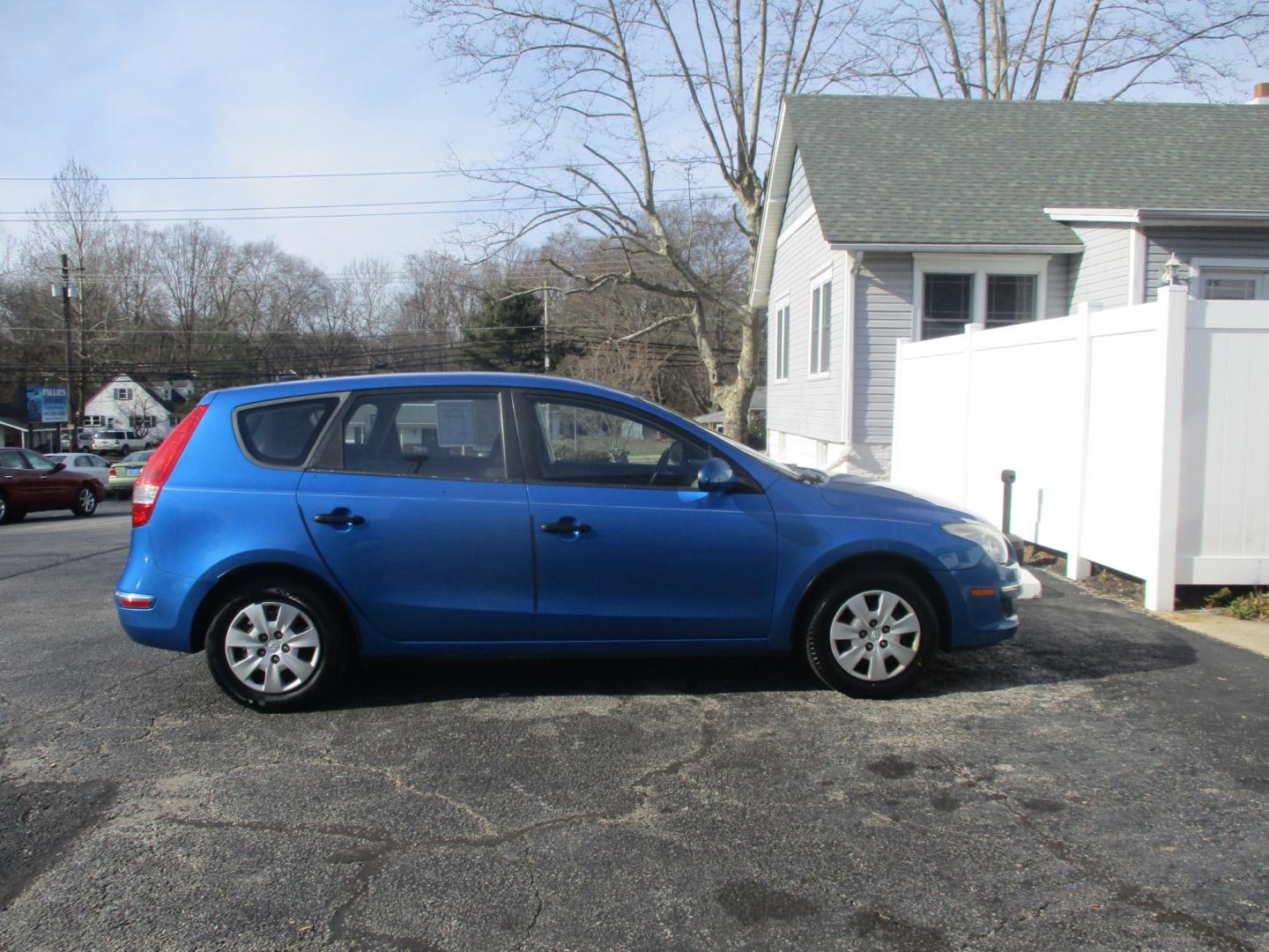 2010 BLUE Hyundai Elantra Touring GLS Automatic (KMHDB8AE2AU) with an 2.0L L4 DOHC 16V engine, 4-Speed Automatic transmission, located at 540a Delsea Drive, Sewell, NJ, 08080, (856) 589-6888, 39.752560, -75.111206 - Photo#10